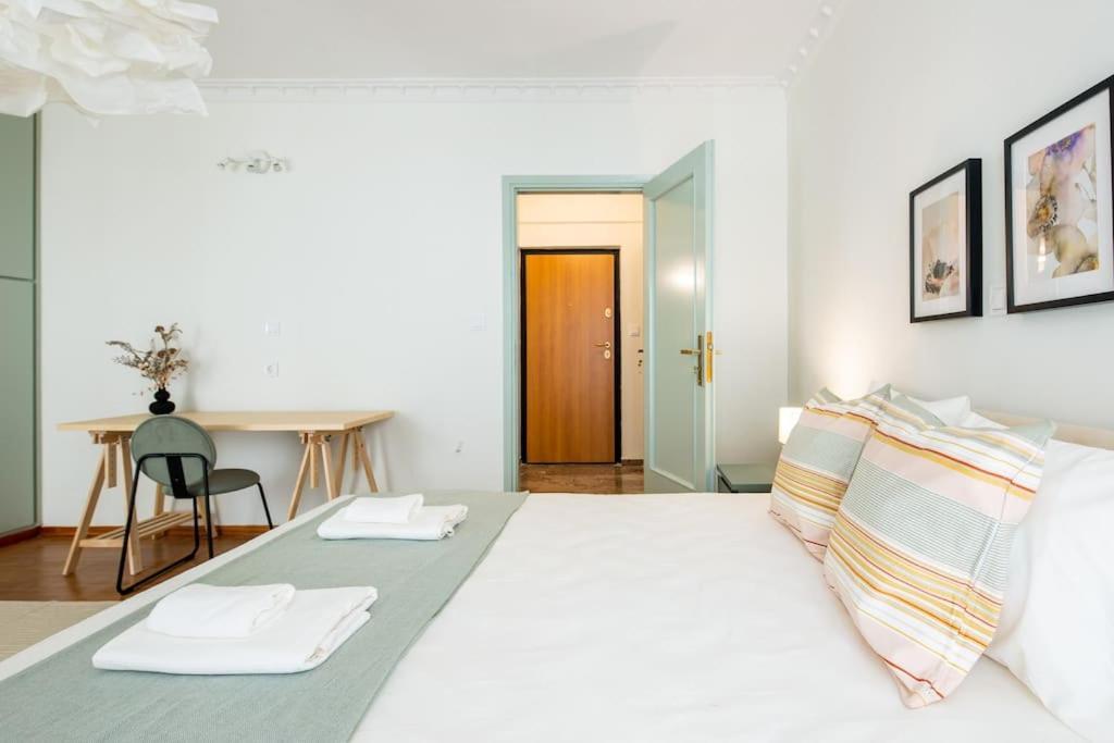 Sunlit Retreat 2-bed Apartment *