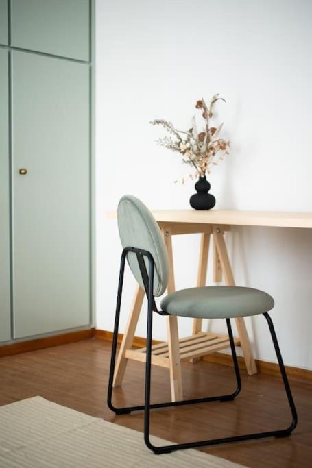 Sunlit Retreat 2-bed 雅典